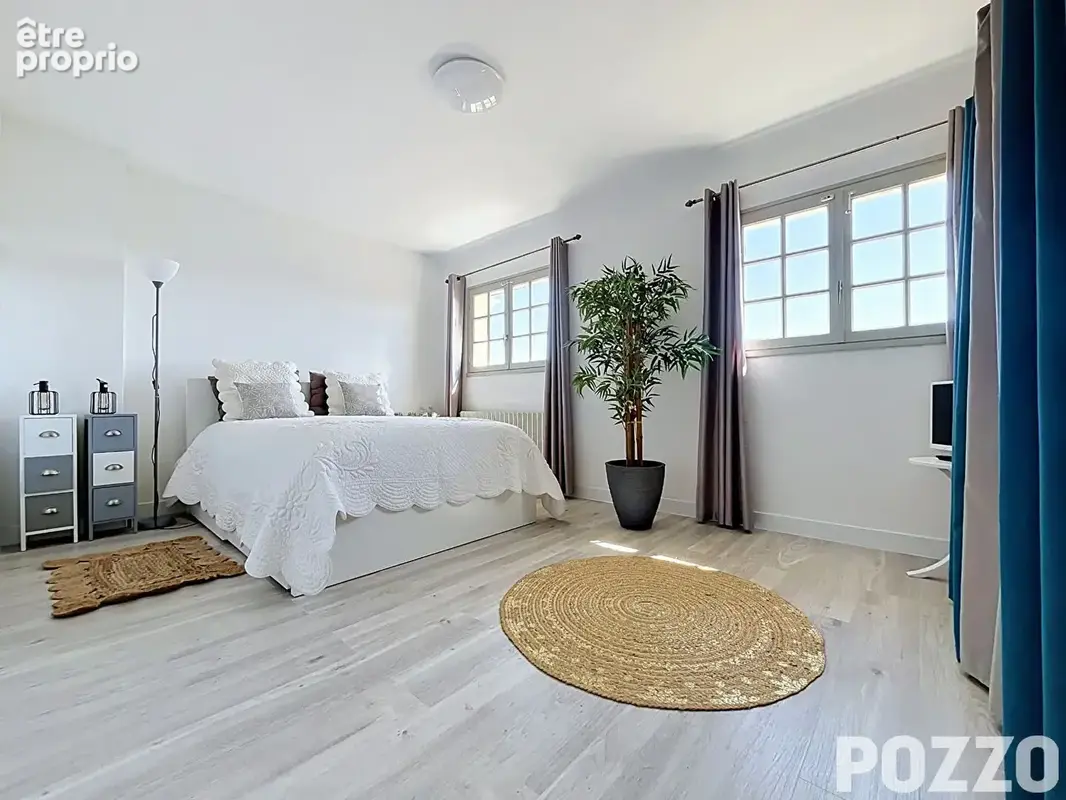 A VENDRE Maison familiale de 155 m² avec 5 chambres à Condé-sur-Vire !! - photo 11
