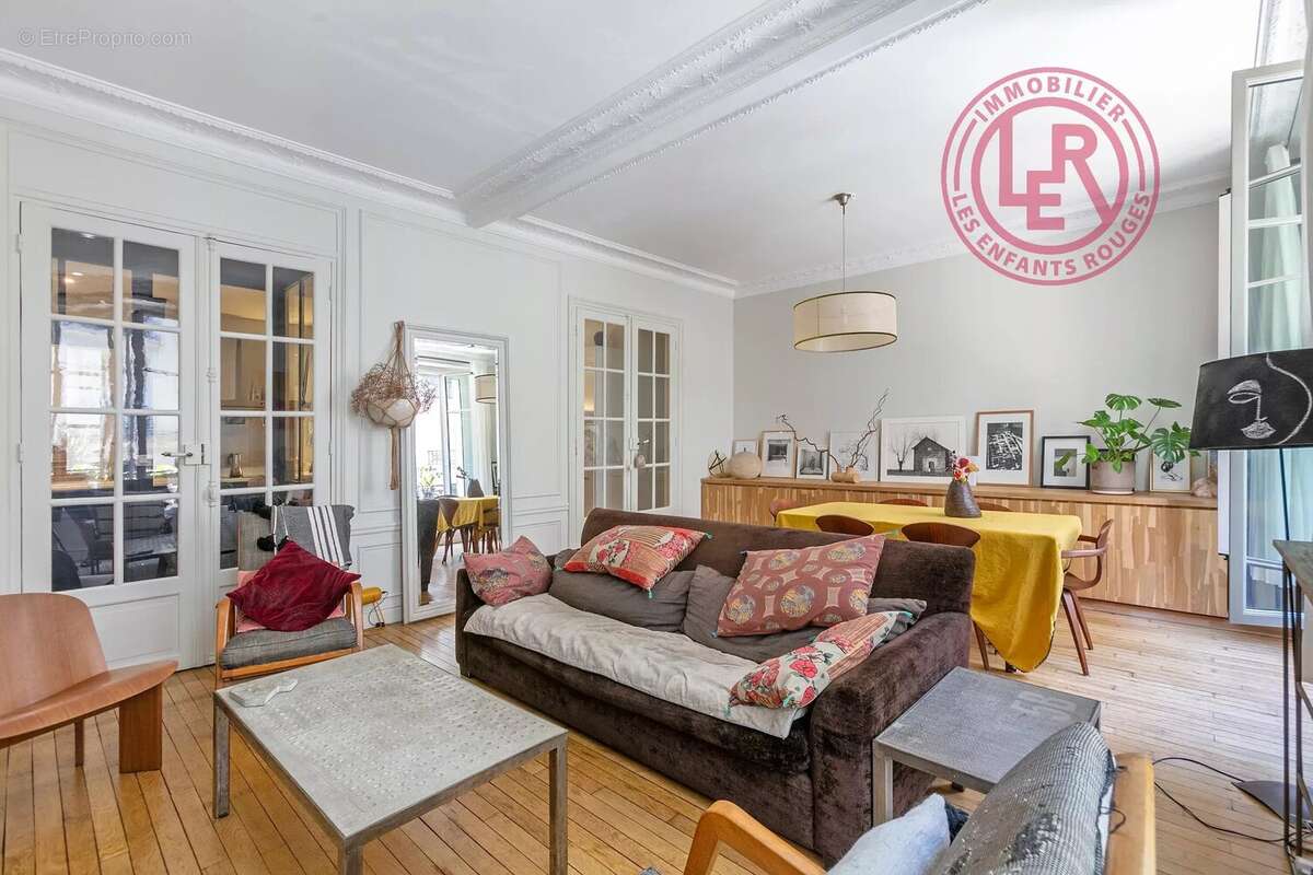Appartement à PARIS-18E