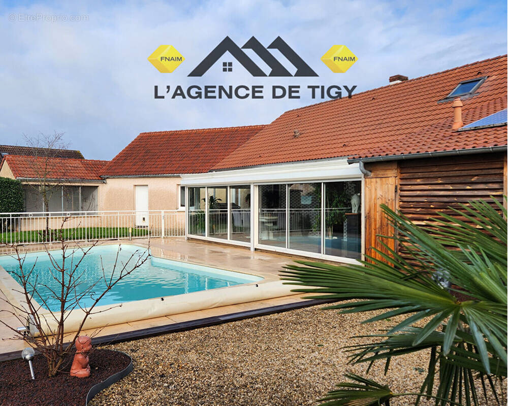 Maison à VIENNE-EN-VAL