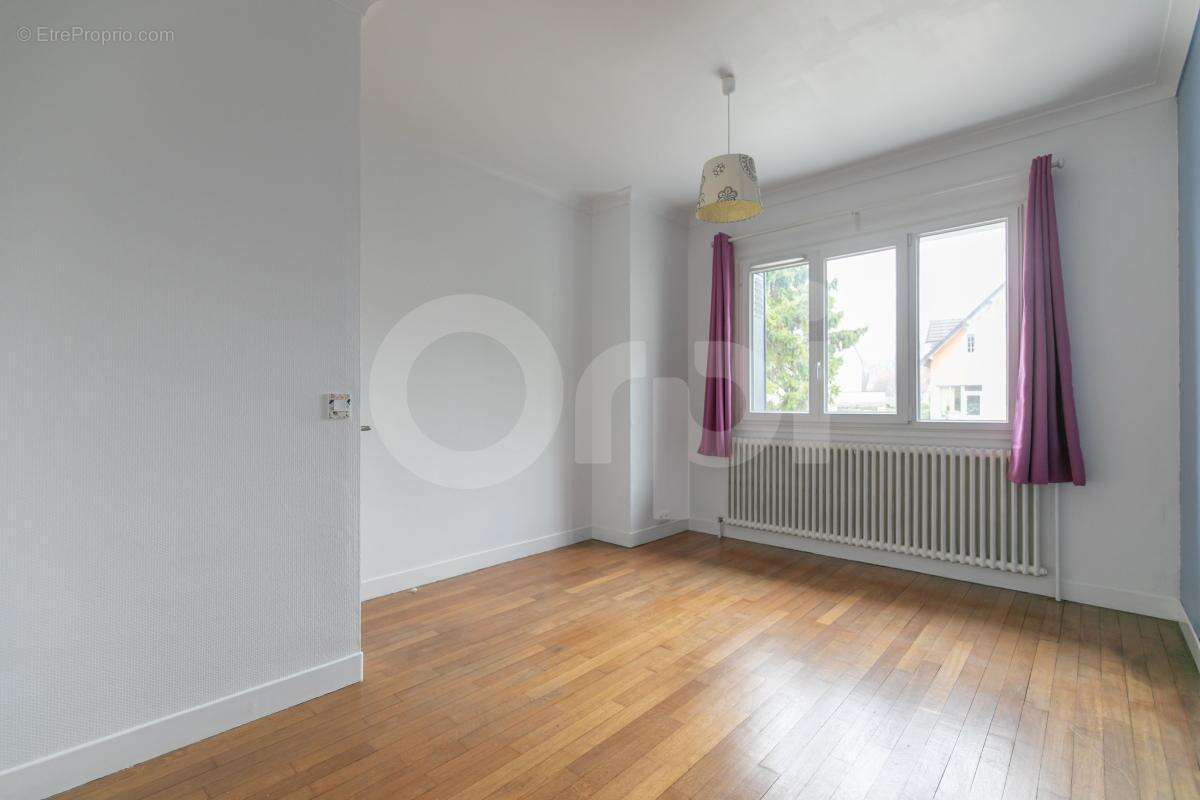 Maison à BOISSY-SAINT-LEGER