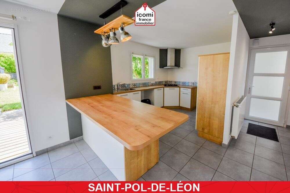 Maison à SAINT-POL-DE-LEON