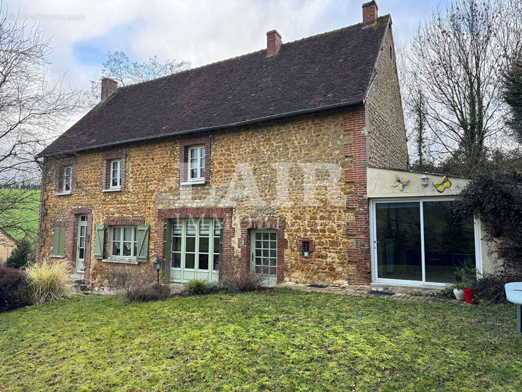 Maison à MORTAGNE-AU-PERCHE