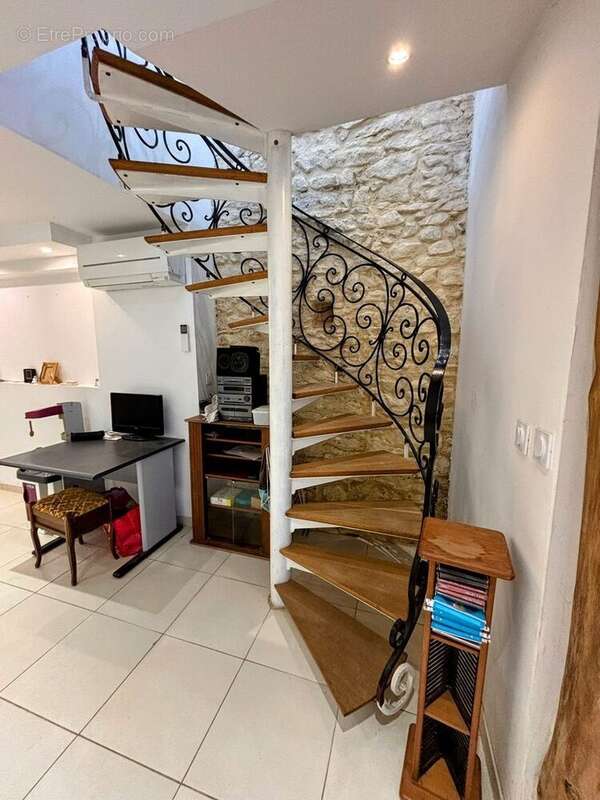 Maison à MAYREVILLE