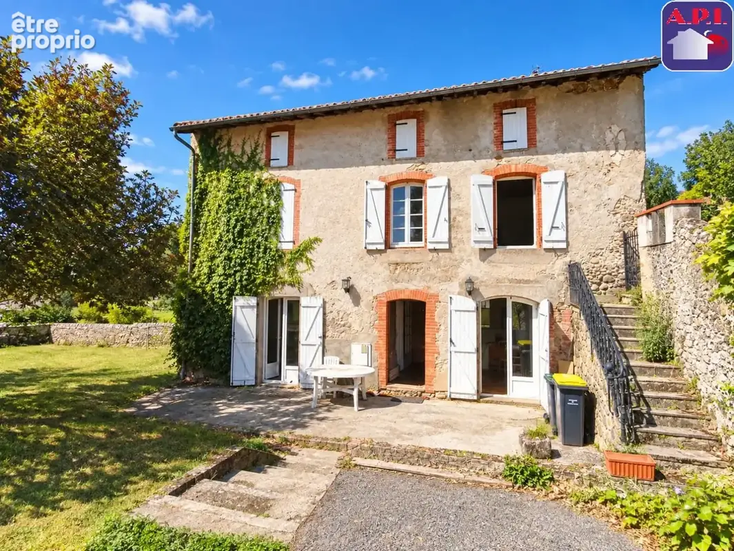 Maison à SAINT-JEAN-DU-FALGA