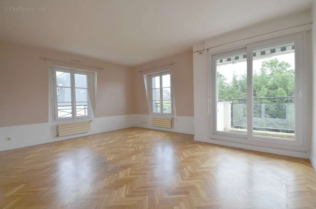 Appartement à CROISSY-SUR-SEINE