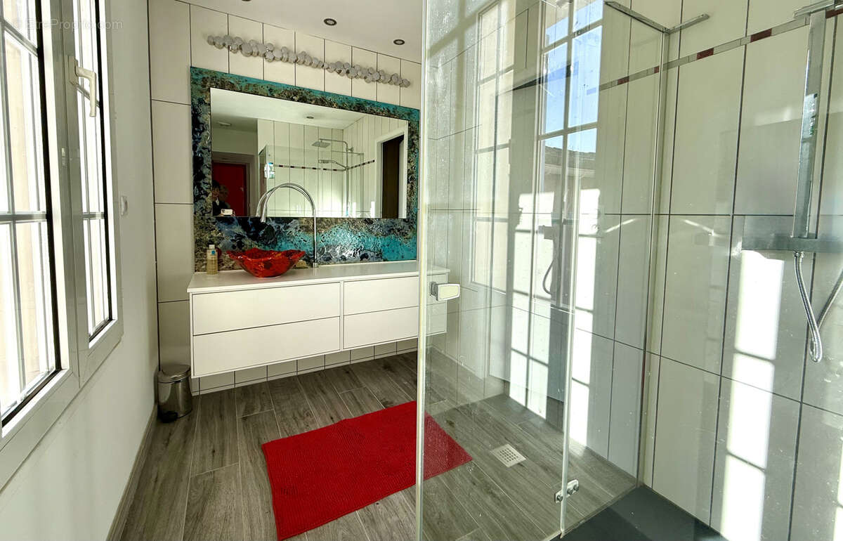 Maison à PIERRELATTE