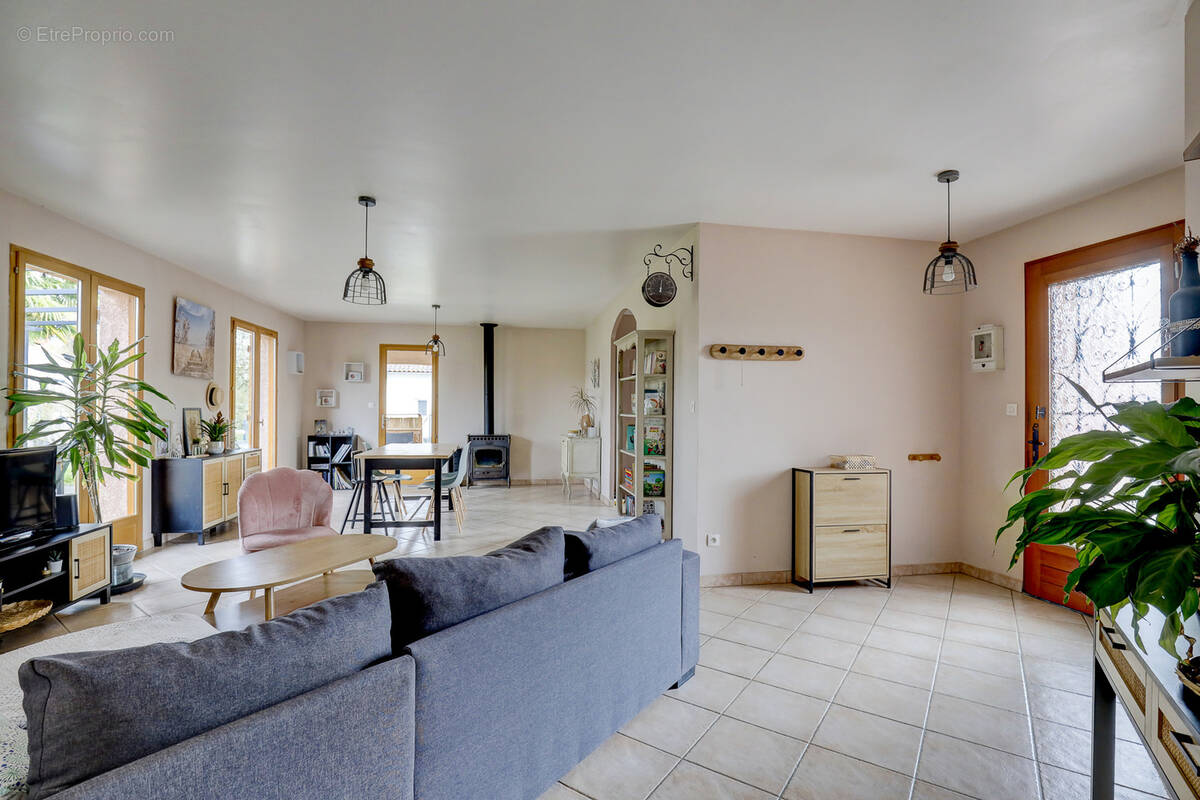 Maison à SAINT-PAUL-CAP-DE-JOUX