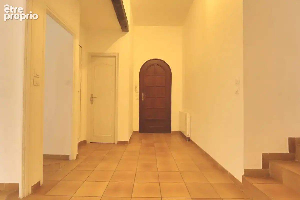 Maison 6 pièces 195 m² à vendre à Craponne (69290) - photo 6