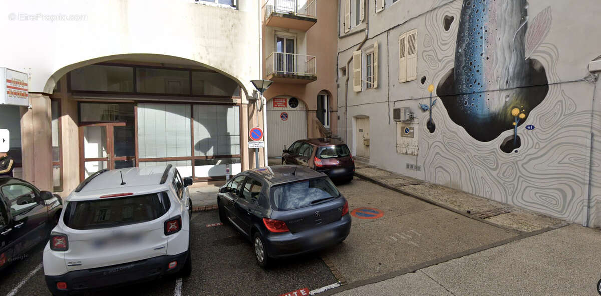 Parking à VOIRON