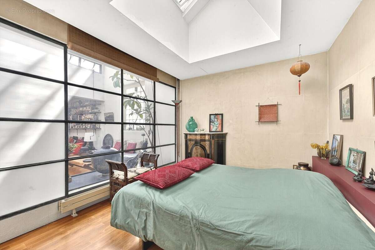 Appartement à LES LILAS