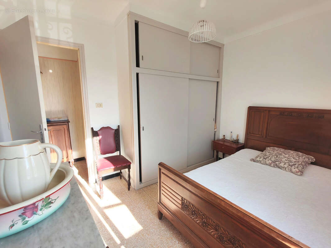 Maison à VILLENEUVE-DE-LA-RAHO