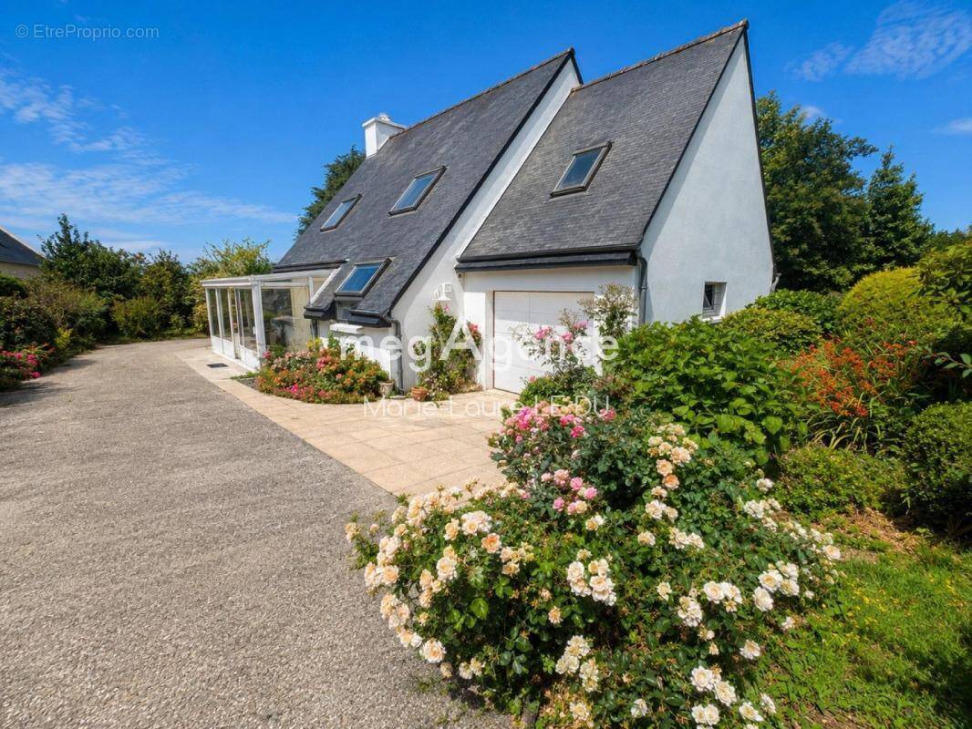 Maison à PLOUIGNEAU