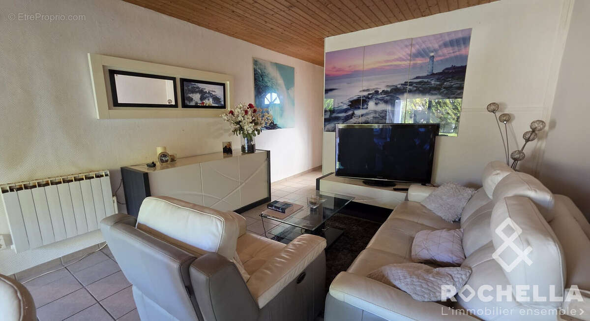 Maison à SAINT-JEAN-D&#039;ANGELY