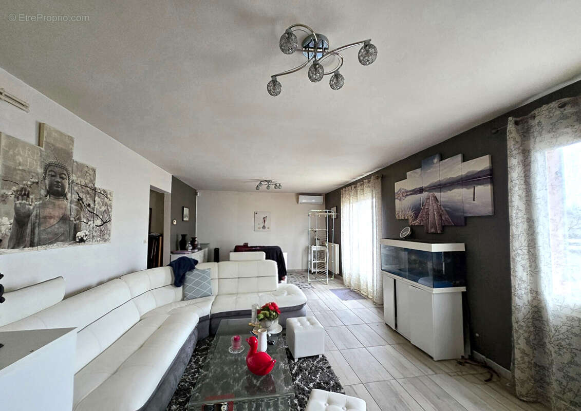 Maison Yvrac 2 pièce(s) 70 m2 - photo 3
