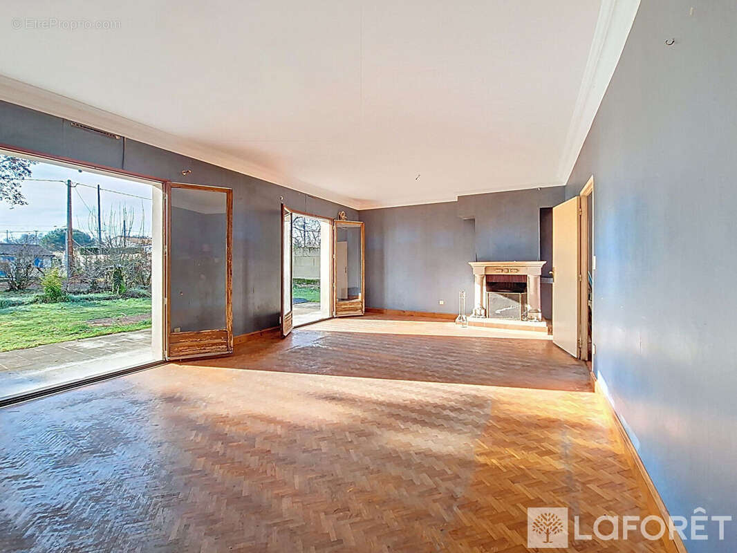 Maison à CUBZAC-LES-PONTS