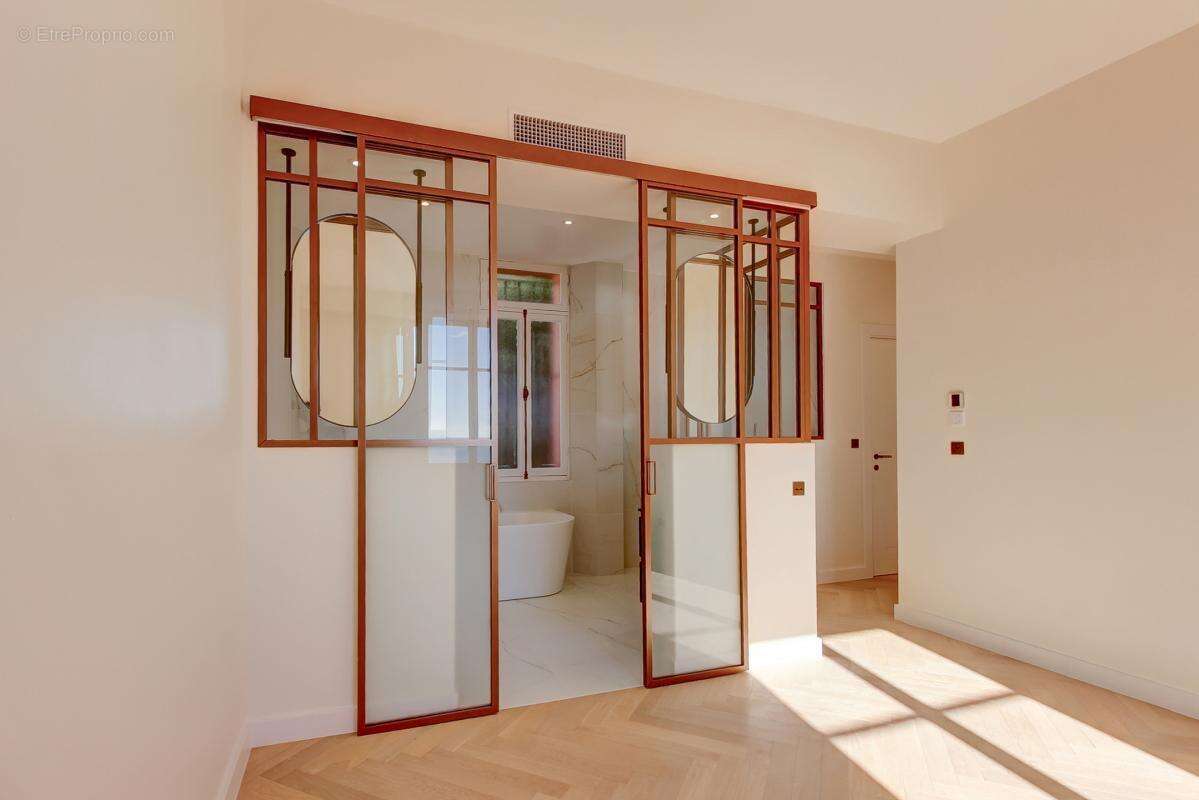 Appartement à BEAULIEU-SUR-MER