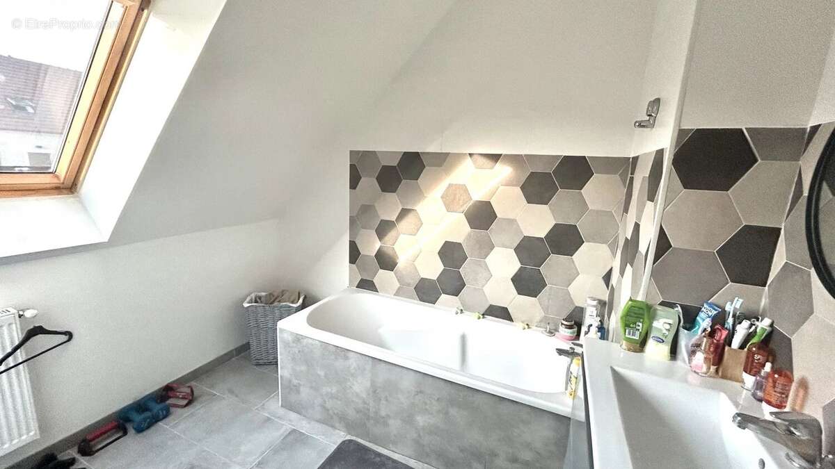 Maison à MANTES-LA-JOLIE