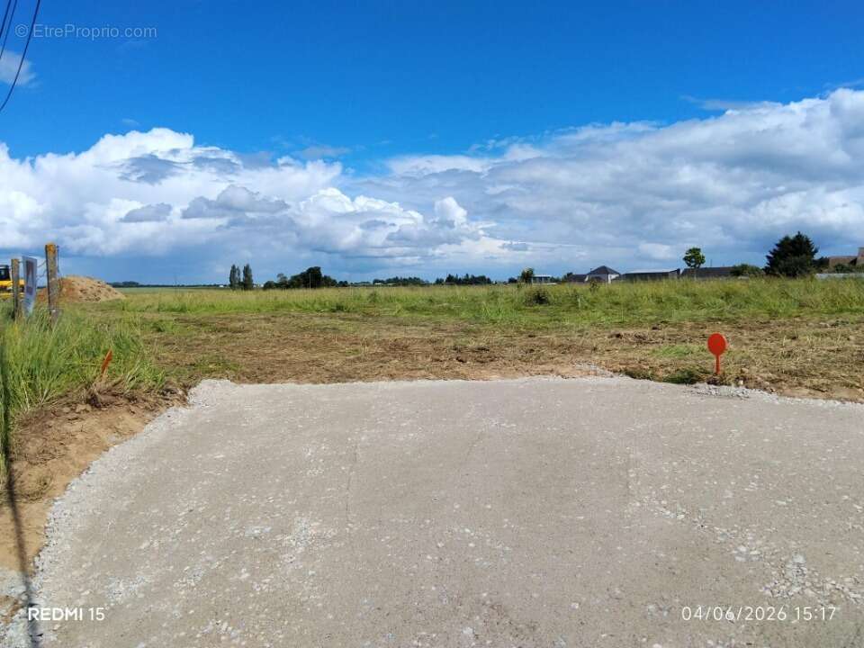 Terrain 1110 m² à Crestot  - photo 2