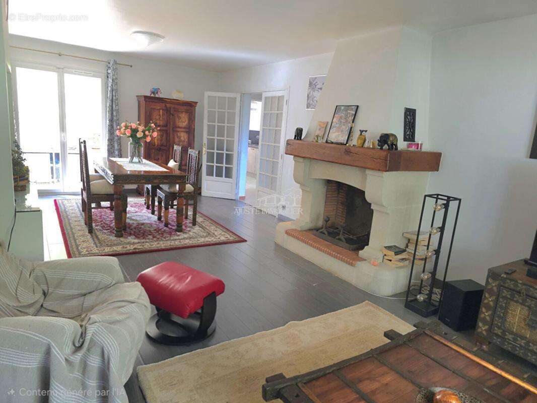 COUP DE COEUR  Maison familiale avec grand terrain et potentiel à Martigues - photo 3