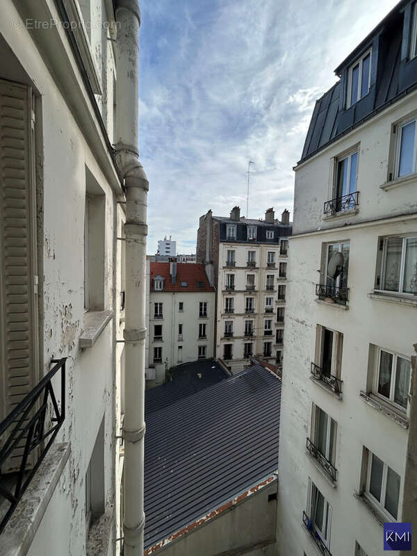 Appartement à PARIS-20E