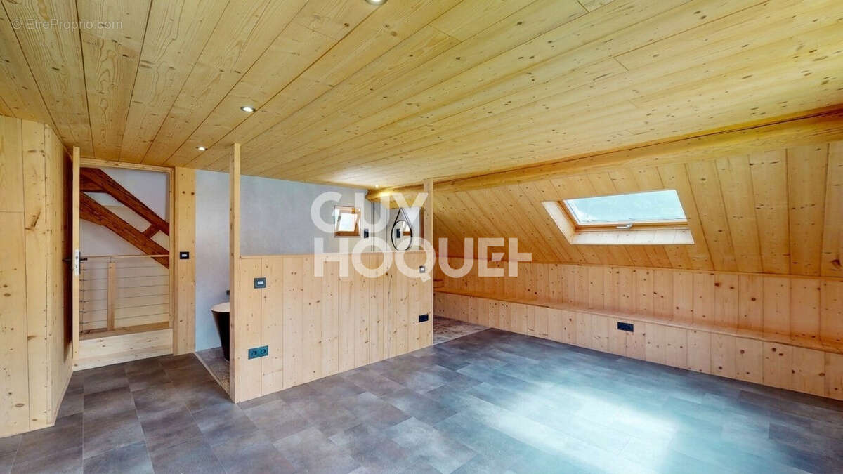 Grand triplex à Doussard - 118.44 m2 - Garage - Jardin - Parking - photo 4