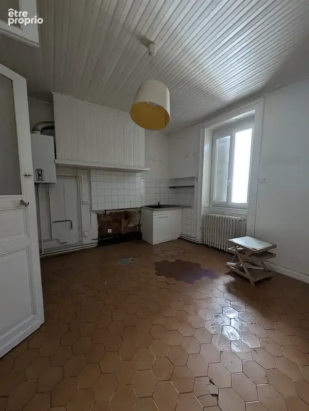 Appartement bourgeois 5 pièces àrénover de 139 m2 centre ville de Sète - photo 8