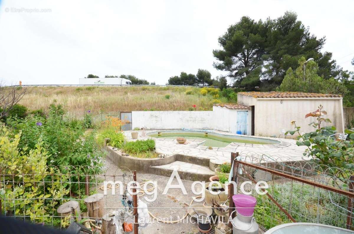 Maison à VILLENEUVE-LES-BEZIERS