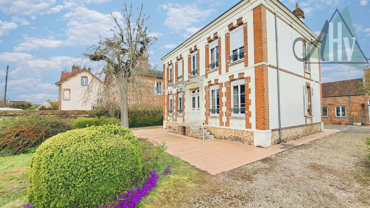 Maison à NOGENT-SUR-SEINE