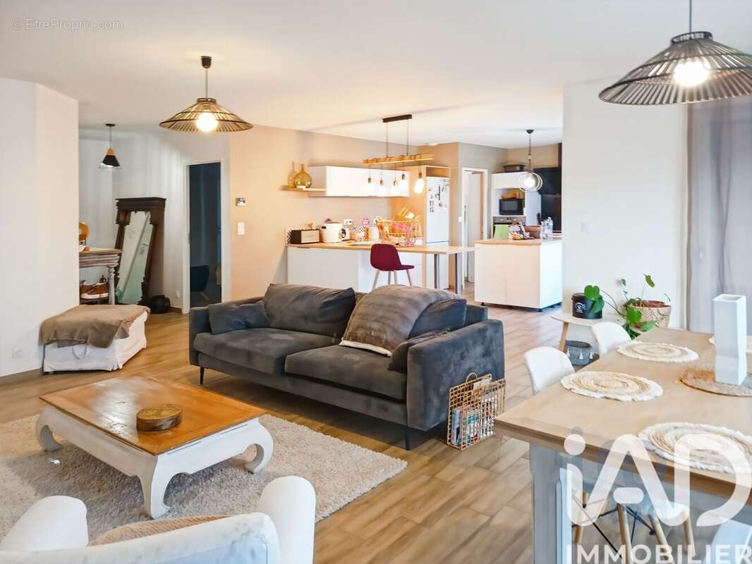 Photo 8 - Maison à VARETZ