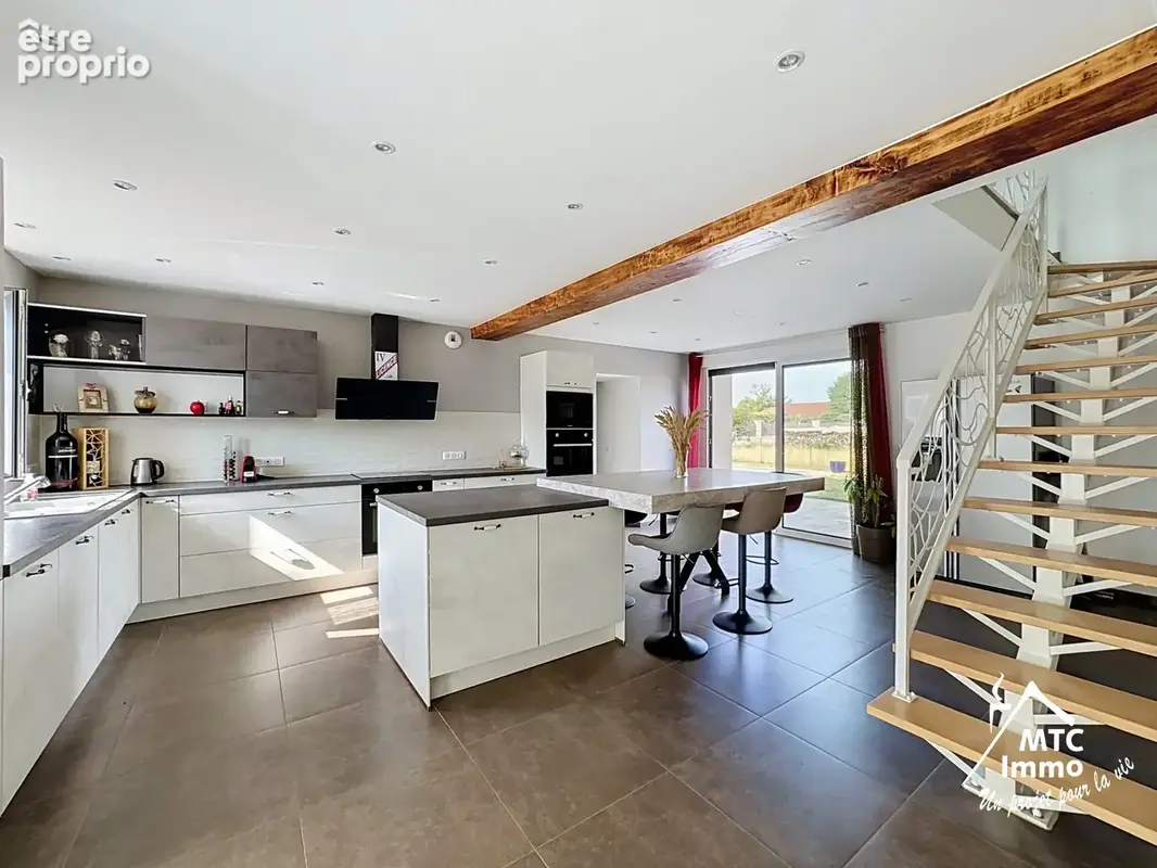 Photo Maison à Chamagnieu au prix de 410 000€