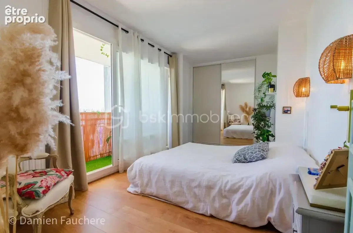 Vitry plateau – limite villejuif / superbe triplex 128 m² - 5 chambres – 2 balcons – parking – cave - dpe c ! - photo 11