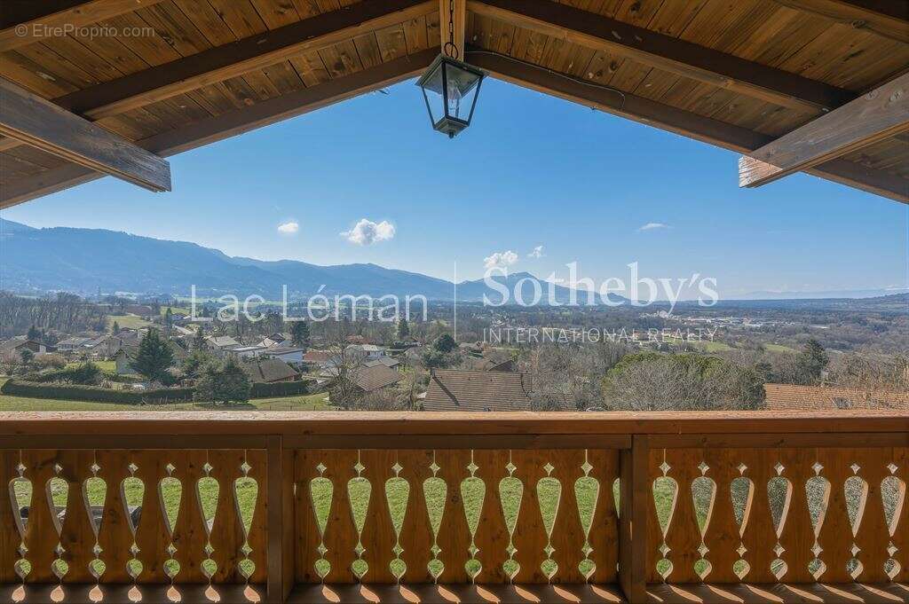 Chalet authentique avec vue panoramique – Propriété de 1,2 hectare - photo 11