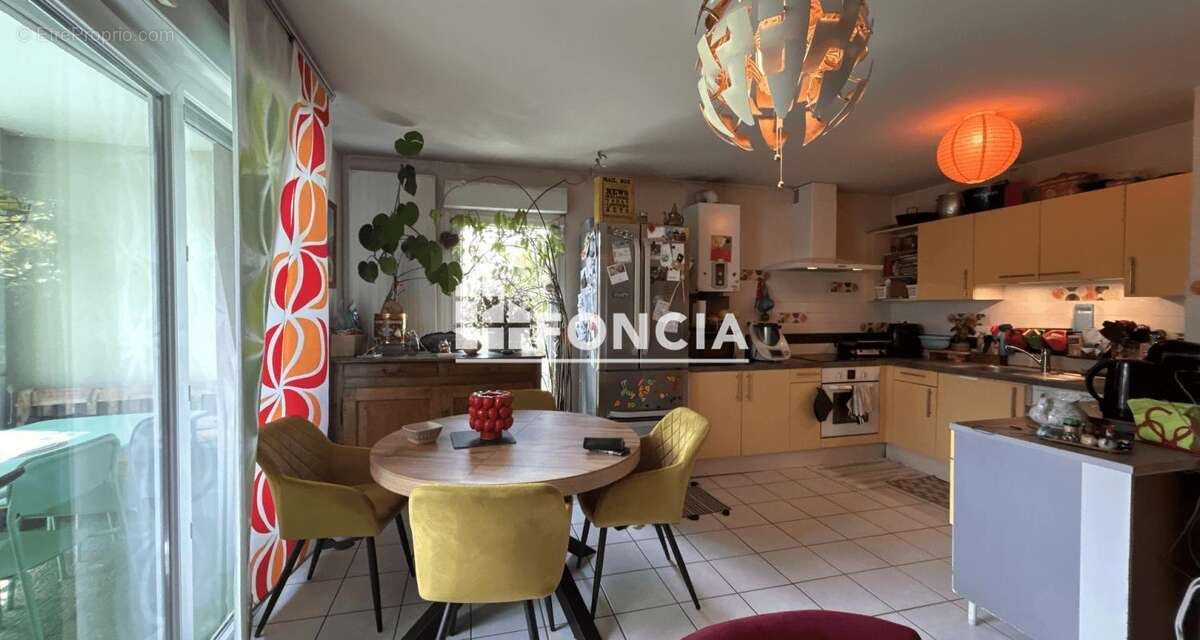 EXCLUSIVITE FONCIA - Aix les bains- Appartement T3 en rez-de-jardin avec cave et garage - photo 4