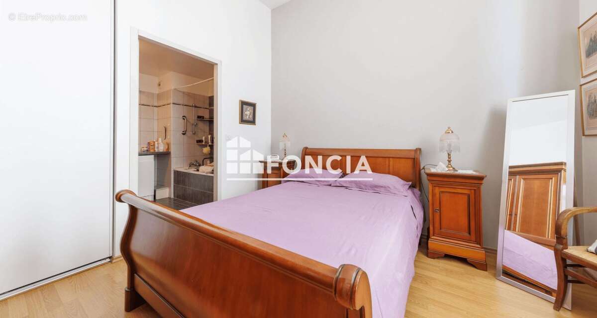Appartement t2 60 m² en tres bon etat - photo 7