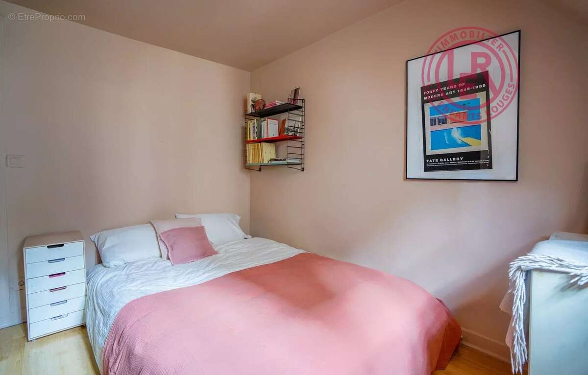 Appartement à PARIS-3E