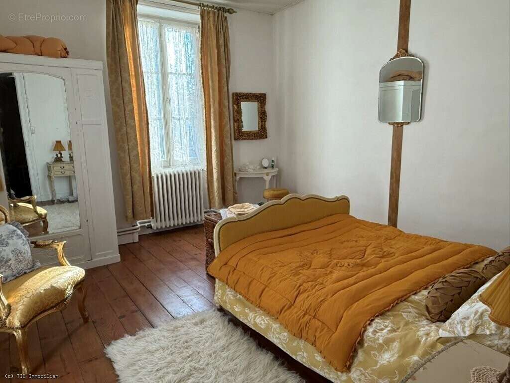 Magnifique Maison de Village 8 Minutes d'Aigre - photo 21
