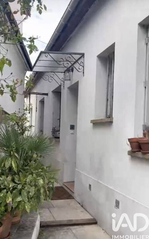 Photo 1 - Maison à VILLEJUIF