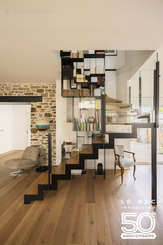 Maison 168 m² à Vannes  - photo 3