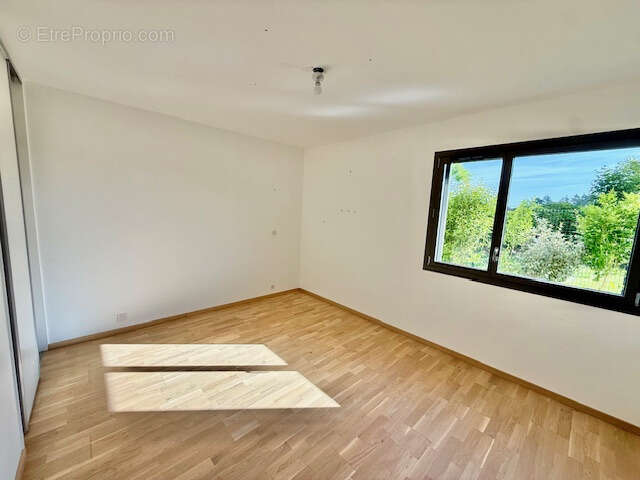 Appartement à DIVONNE-LES-BAINS