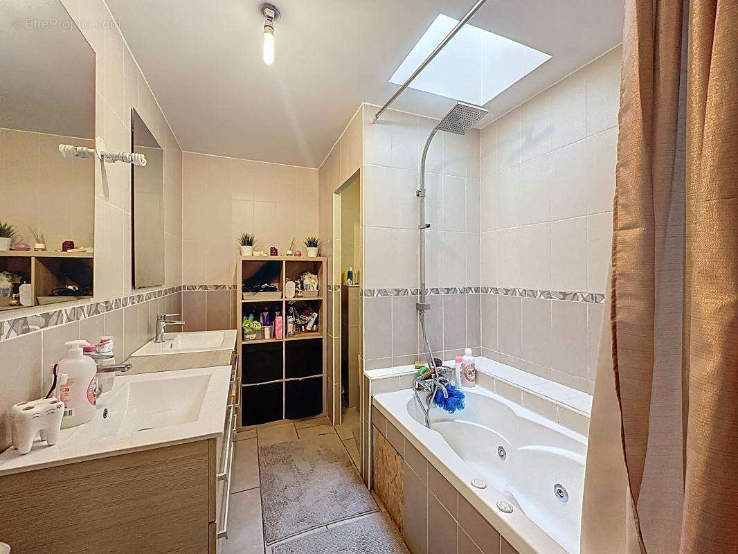 Maison à RIVE-DE-GIER