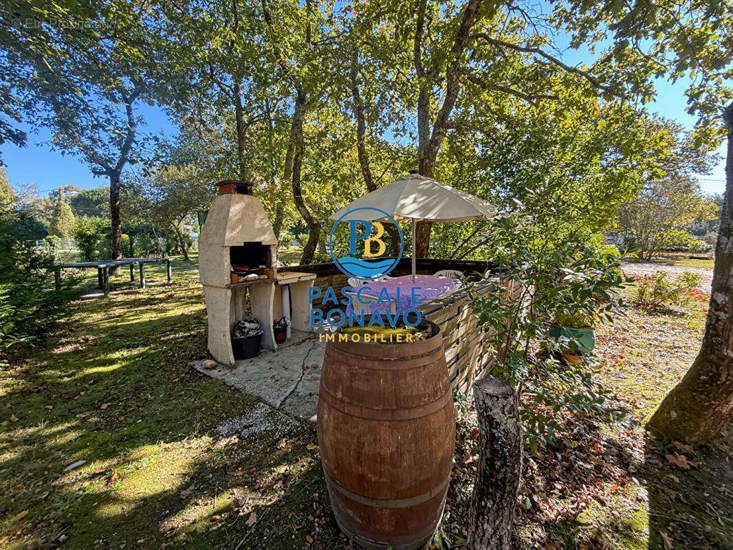 Maison à VENDAYS-MONTALIVET