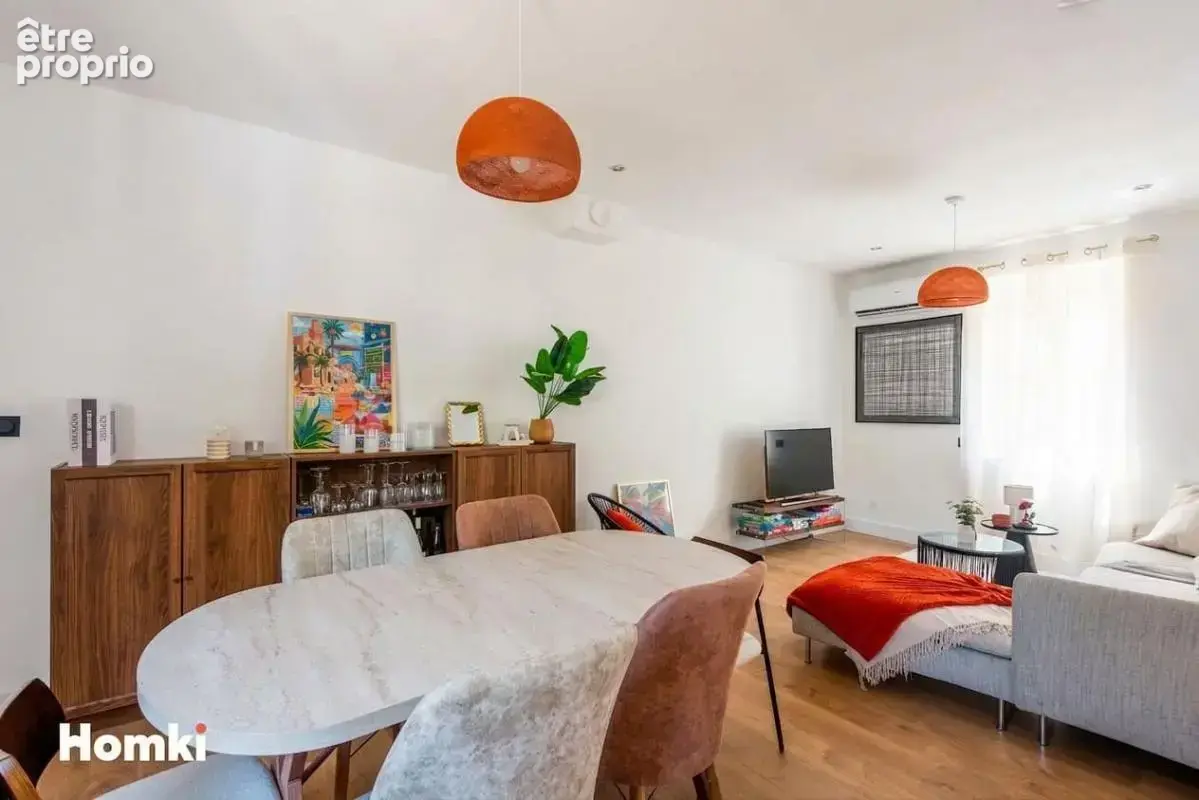 Maison de ville T3 de 110 m² à Saint-Andiol 13670 - photo 4