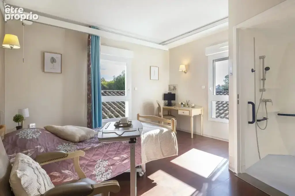 INVESTISSEMENT LOCATIF  Jonzac  Résidence EHPAD Résidence du Bourg Nouveau  8,04 % de rentabilité - photo 2