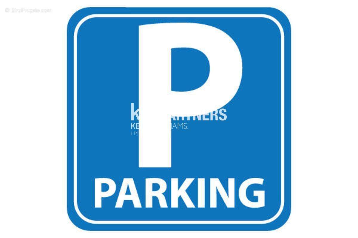 Parking à PARIS-17E