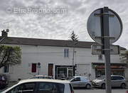 Appartement à VENEUX-LES-SABLONS