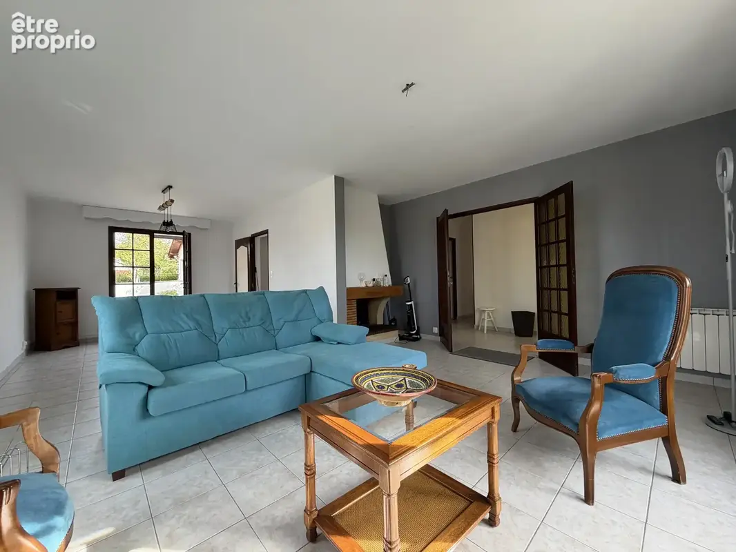 Maison avec sous-sol total pouvant permettre deux logements - photo 11