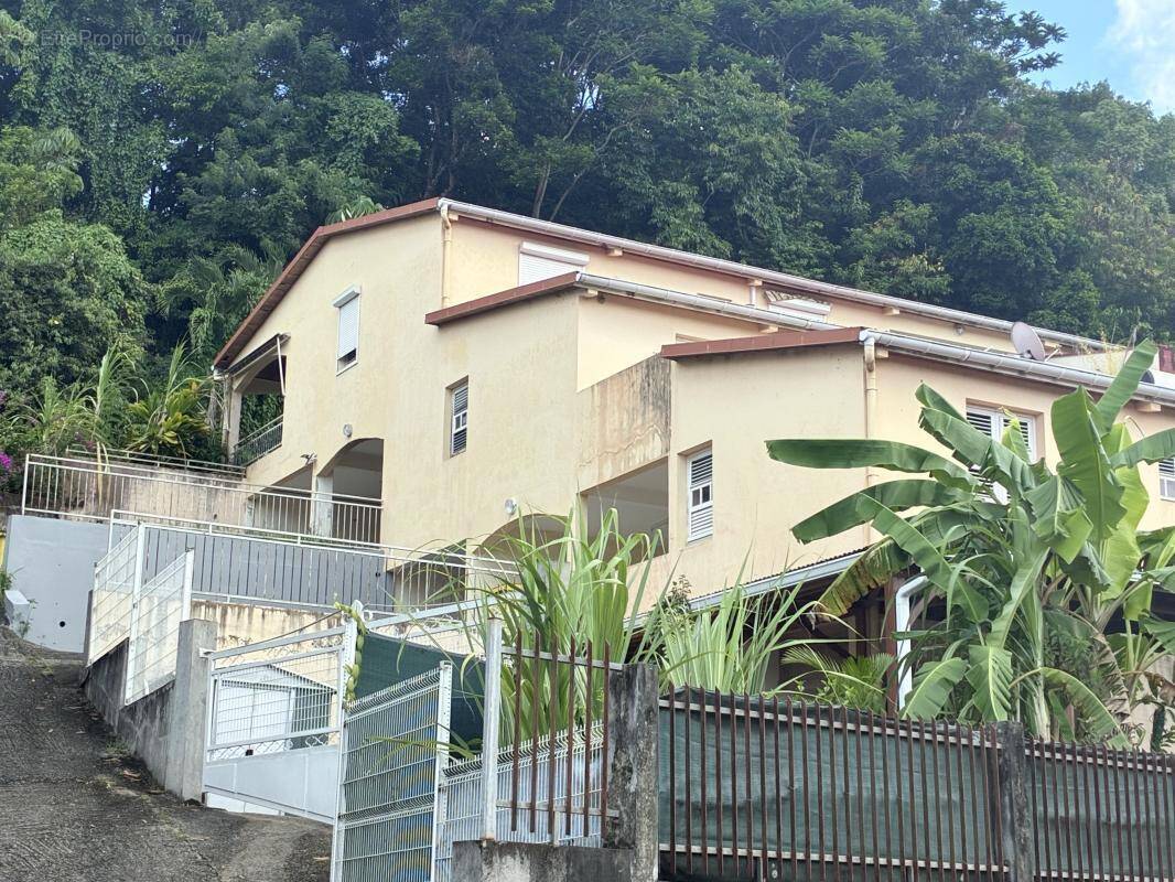 Appartement à SAINT-ESPRIT