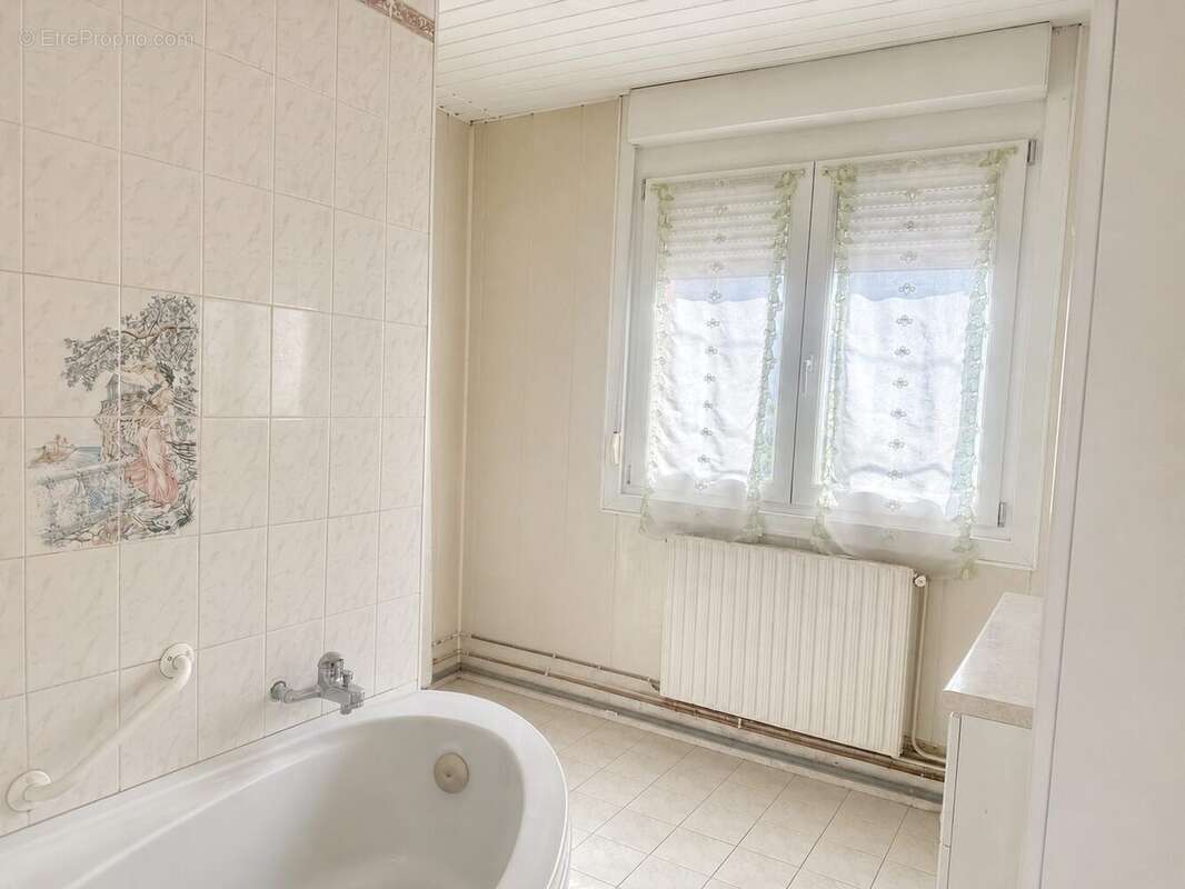Maison 150 m² à Coudekerque-Branche  - photo 3