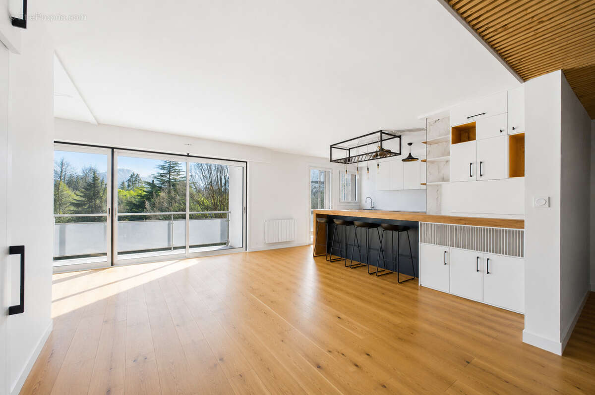 Appartement à THONON-LES-BAINS