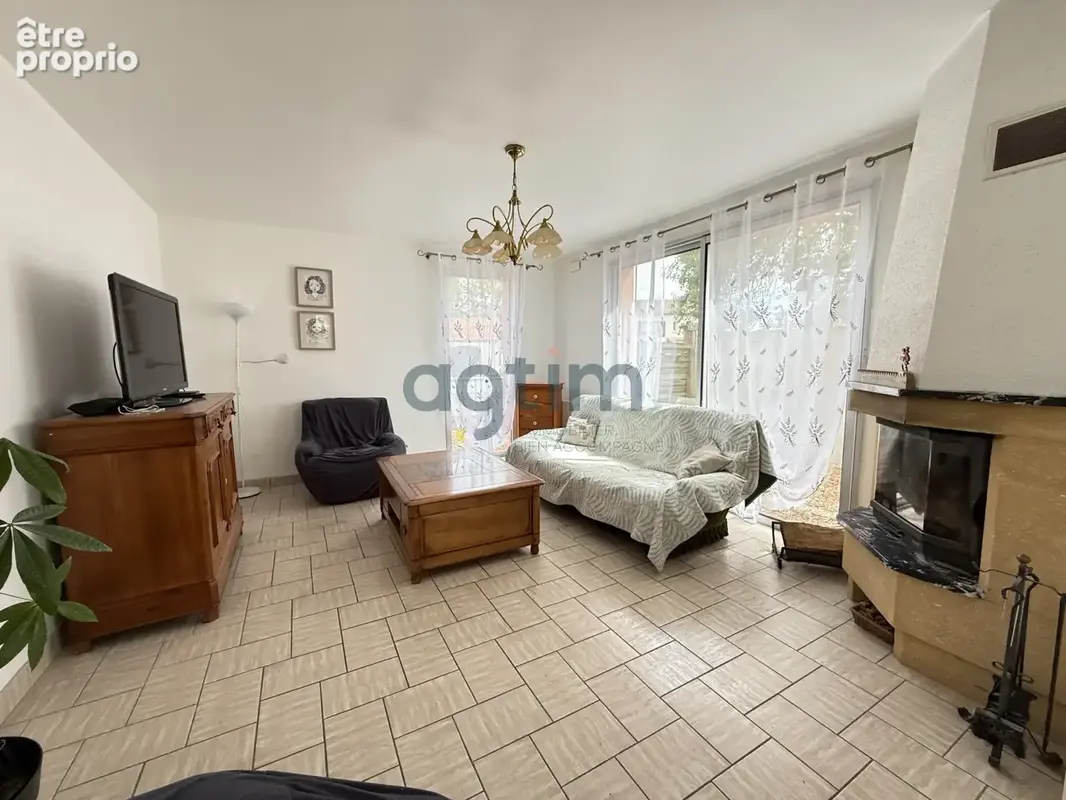 MONTAIGU-VENDEE, plain pied 133m2 hab, 3 ch, bureau, garage, dépendance, 803m2 terrain - photo 3